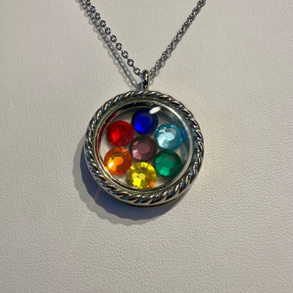 Effy Stainless Steel circle locket Swarovski Rainbow necklace chakra - Picture 1 of 5